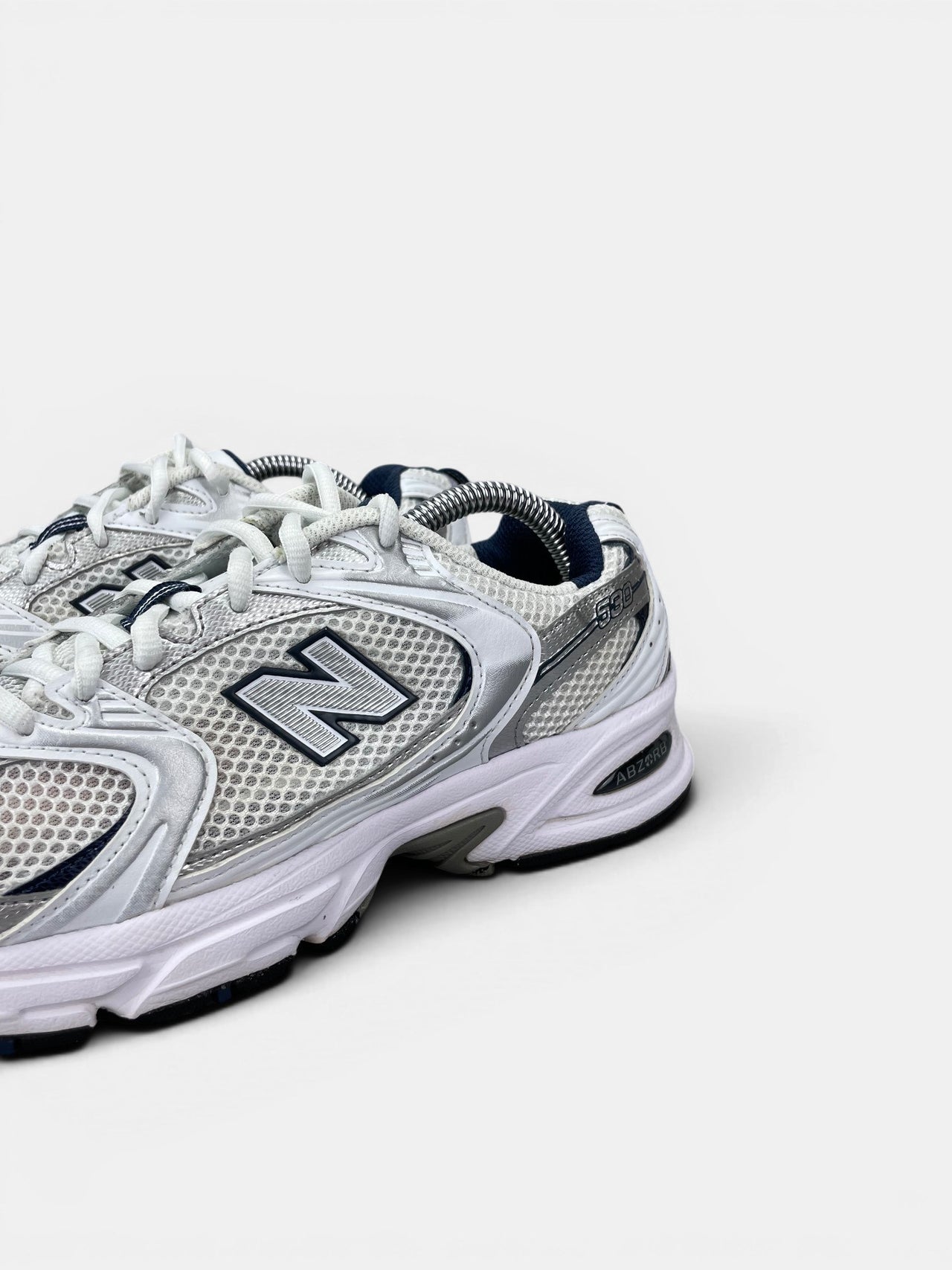 New Balance 530 — buty sportowe damskie w bardzo dobrym stanie rozmiar 38, opcjonalne zdjęcie 1