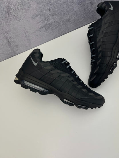 Nike Air Max 95 (44.5) - sneakilystore