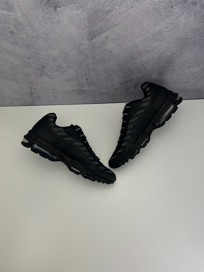 Nike Air Max 95 (44.5) - sneakilystore