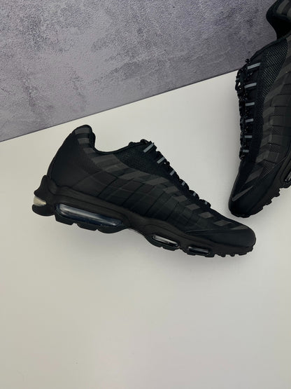 Nike Air Max 95 (44.5) - sneakilystore