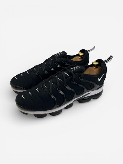 Nike Air Vapormax Plus (44.5) - sneakilystore