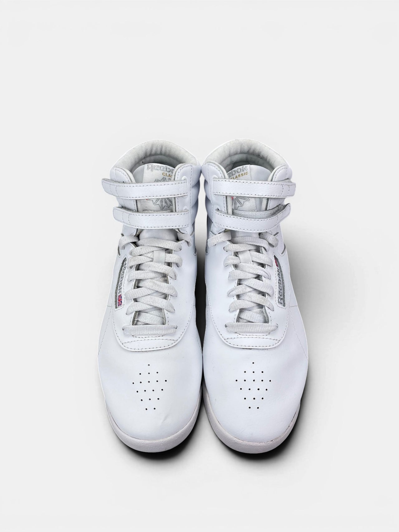 Reebok HiSneakers — buty sportowe damskie w bardzo dobrym stanie rozmiar 40.5, widok z góry