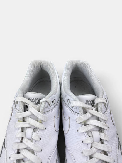 Nike Air Max 1 White Snakeskin — buty sportowe męskie w bardzo dobrym stanie rozmiar 44.5, zapiętki butów