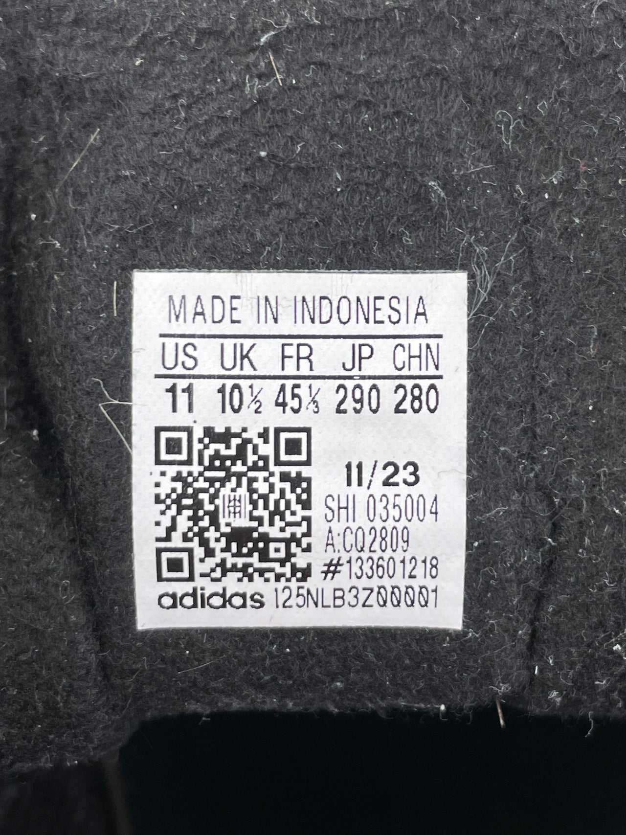 Adidas Gazelle “Triple Black” Triple Black — buty sportowe męskie w bardzo dobrym stanie rozmiar 45 1/3, opcjonalne zdjęcie 2