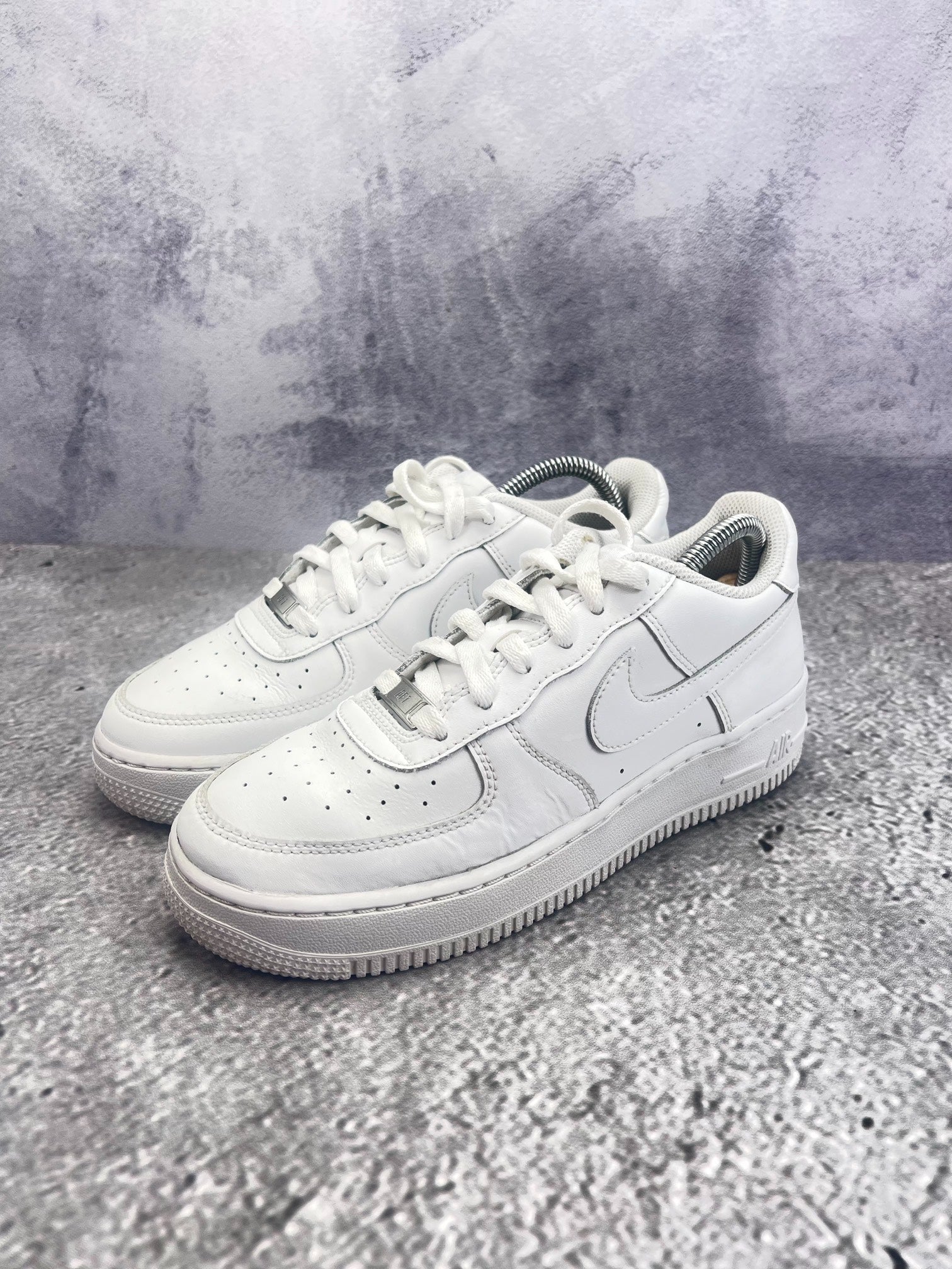 Nike Air Force 1 Low (38.5) - sneakilystore