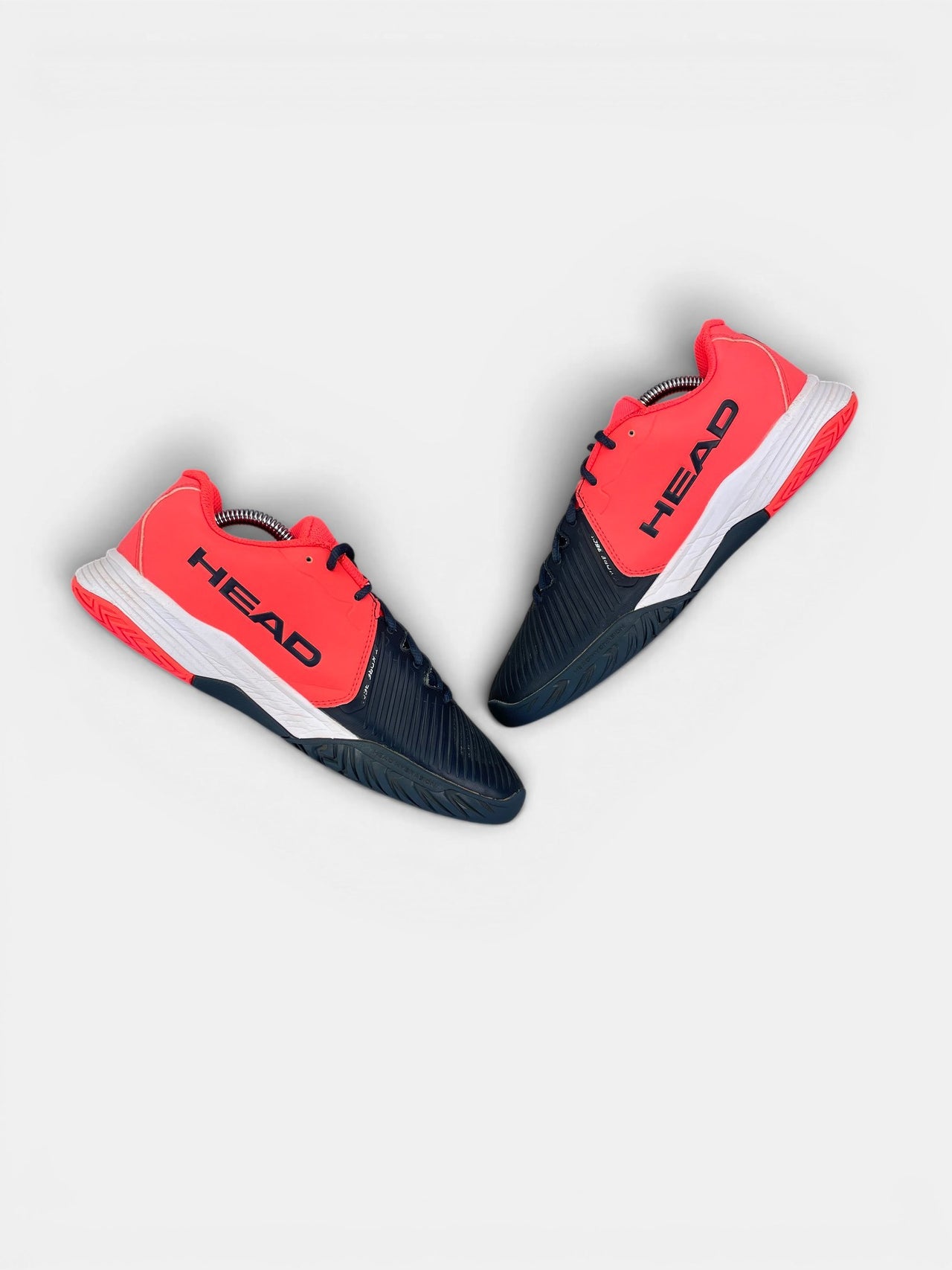 Head Sneakers — buty sportowe damskie w bardzo dobrym stanie rozmiar 39, zewnętrzny panel prawego buta