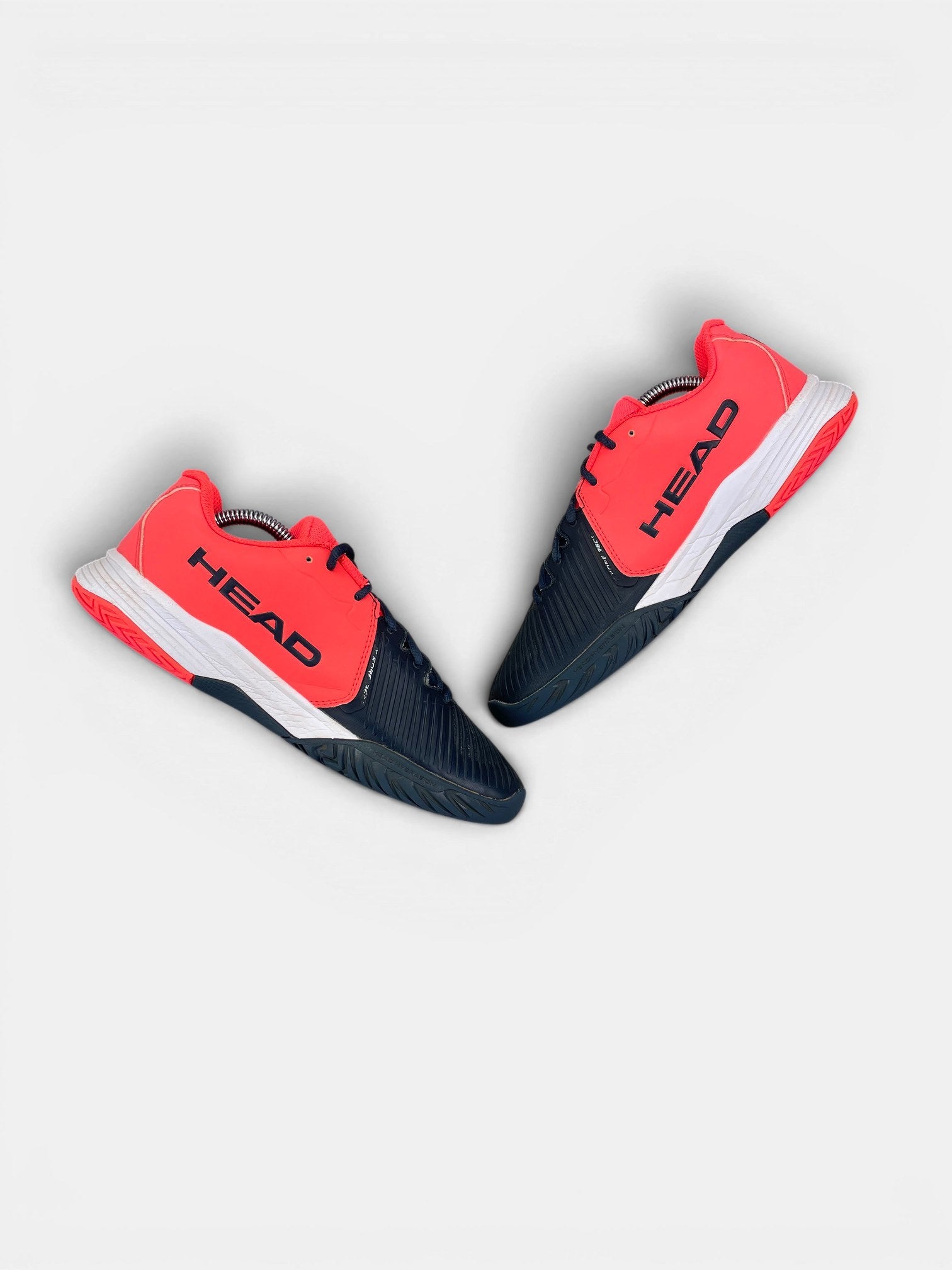 Head Sneakers — buty sportowe damskie w bardzo dobrym stanie rozmiar 39, zewnętrzny panel prawego buta