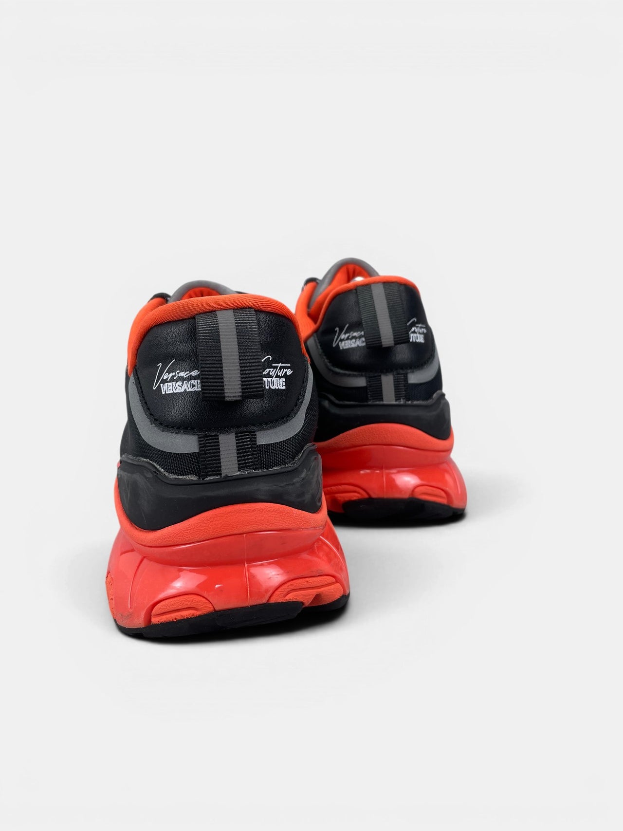 Versace Jeans Couture Sneakers — buty sportowe męskie w bardzo dobrym stanie rozmiar 43, widok z tyłu
