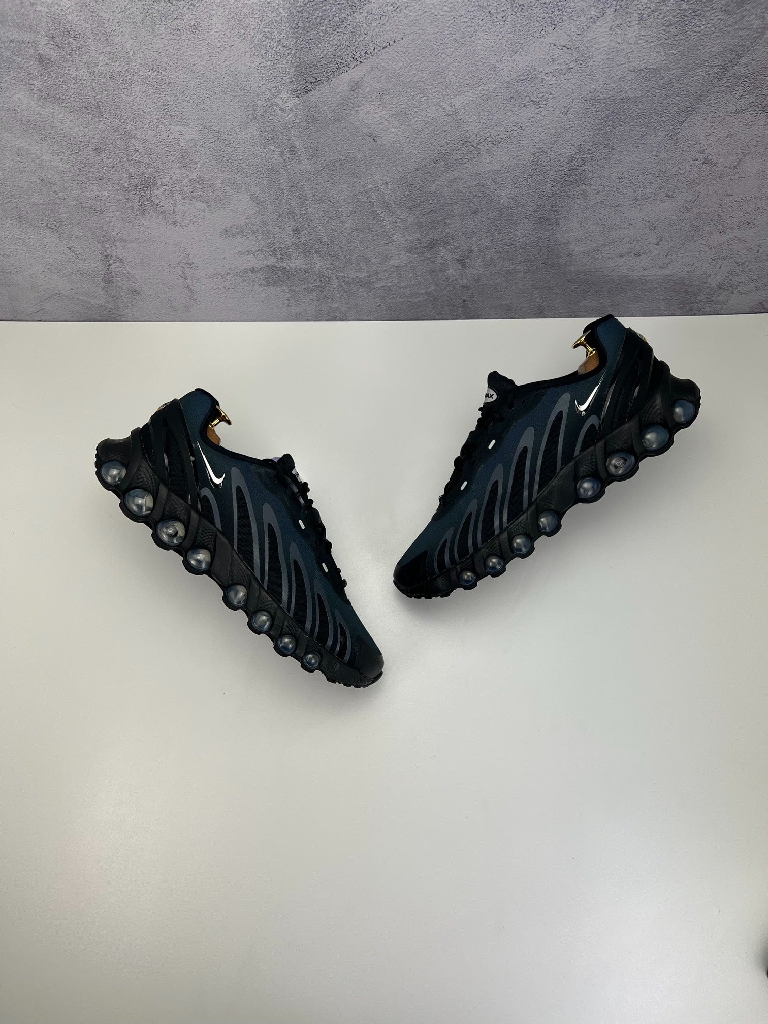 Nike Air Max Dn8 (45.5) - sneakilystore