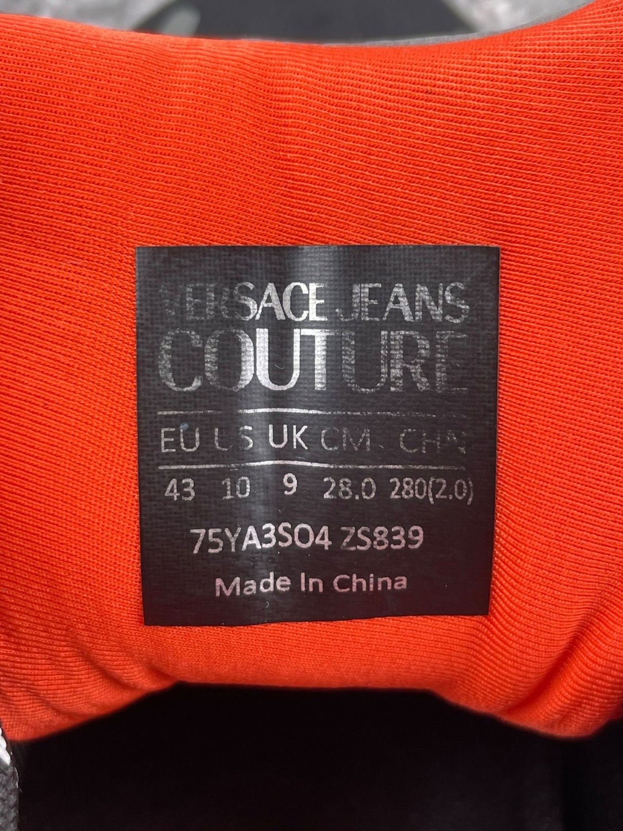Versace Jeans Couture Sneakers — buty sportowe męskie w bardzo dobrym stanie rozmiar 43, opcjonalne zdjęcie 2