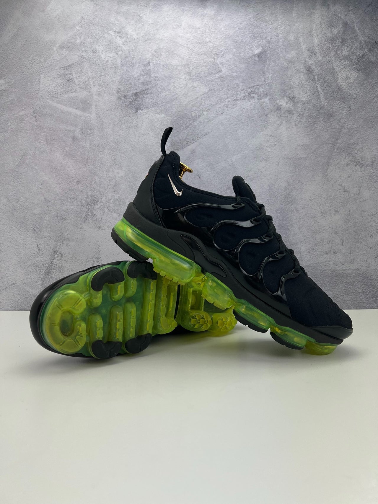 Nike Air Vapormax Plus (44) - sneakilystore