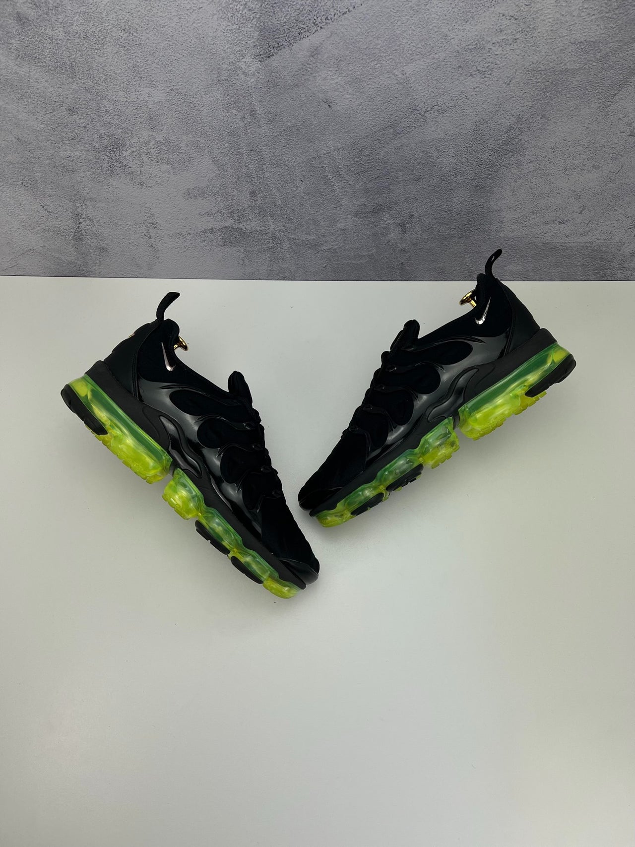 Nike Air Vapormax Plus (44) - sneakilystore