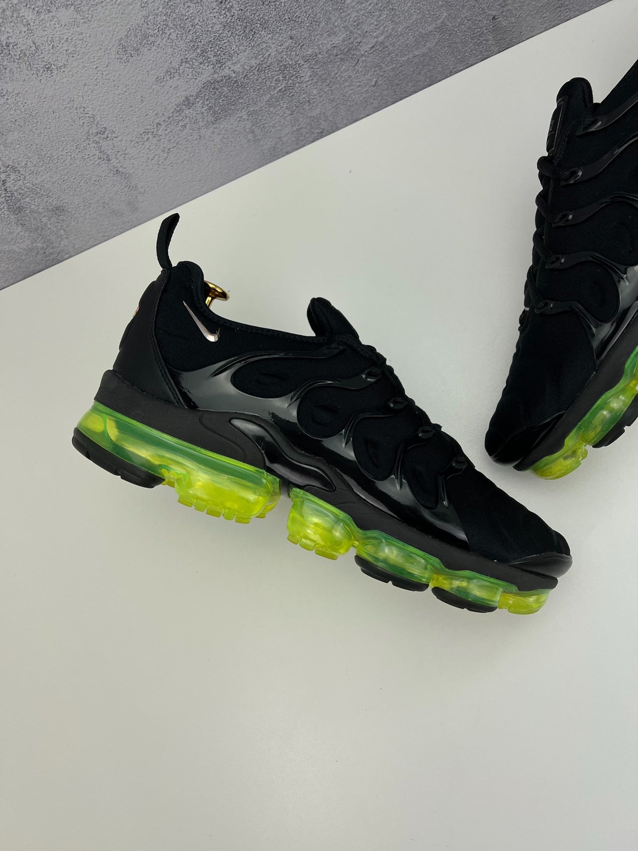 Nike Air Vapormax Plus (44) - sneakilystore