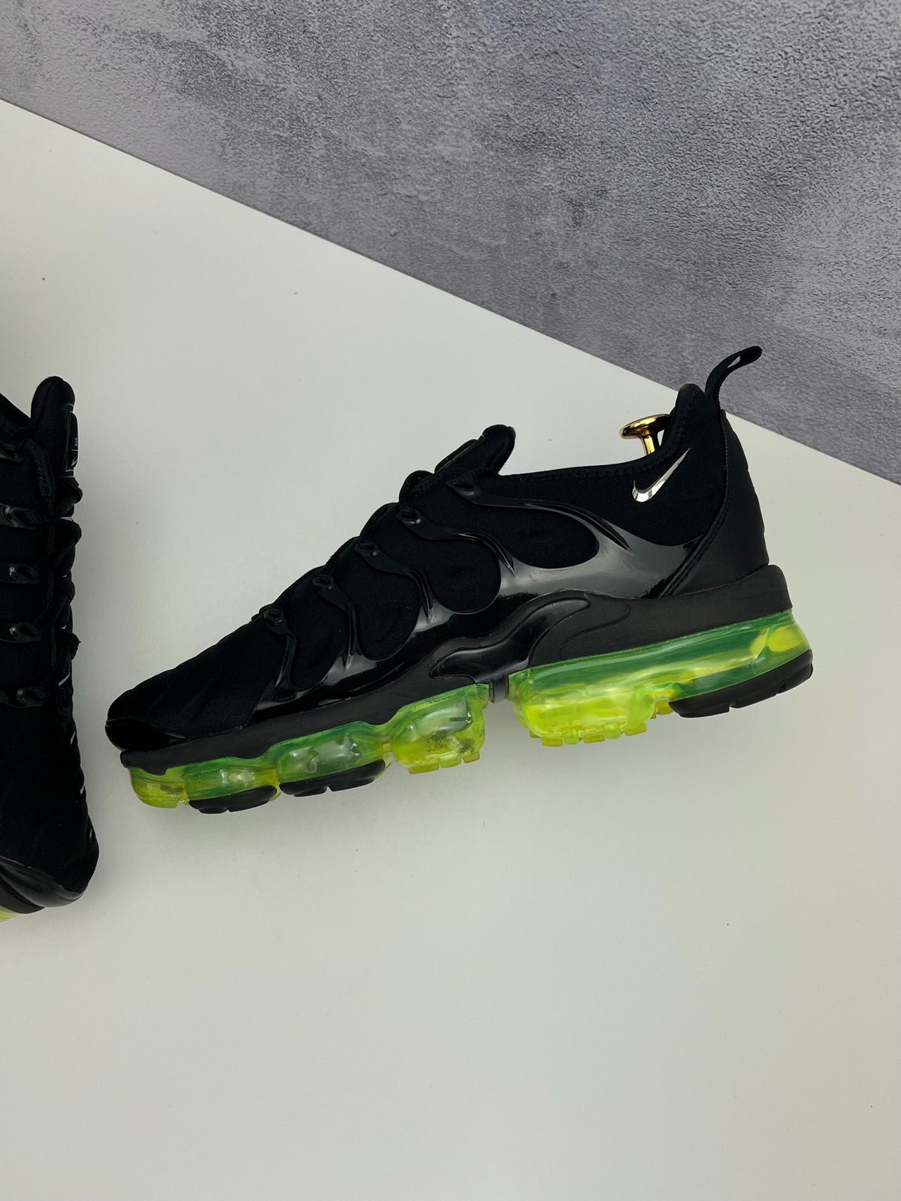 Nike Air Vapormax Plus (44) - sneakilystore