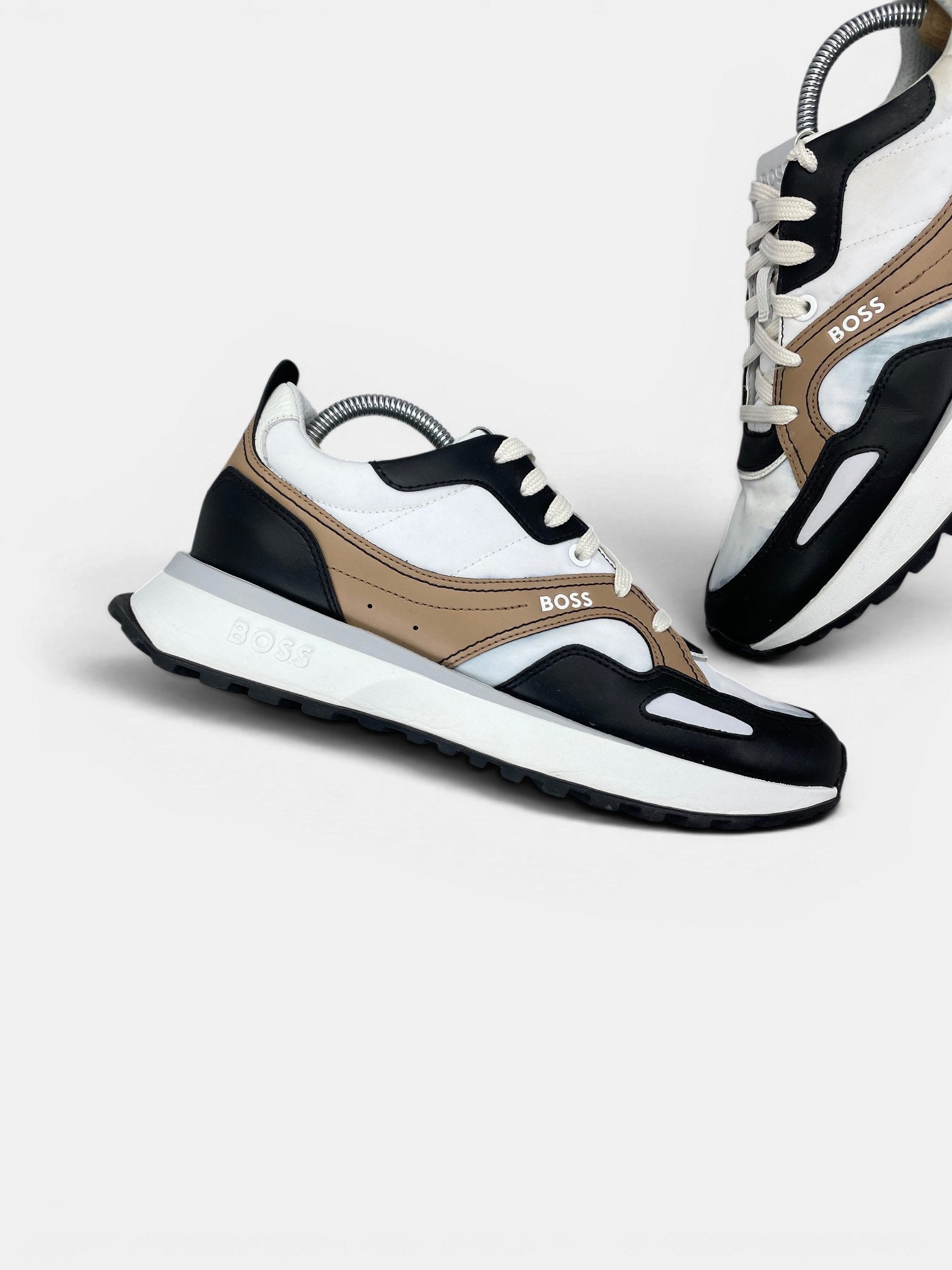 Hugo Boss BOSS Jonah Runn Trainers — buty sportowe męskie w bardzo dobrym stanie rozmiar 41, zewnętrzny panel lewego buta