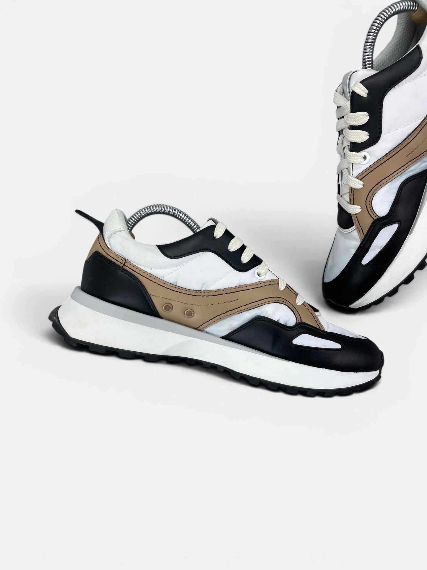 Hugo Boss BOSS Jonah Runn Trainers — buty sportowe męskie w bardzo dobrym stanie rozmiar 41, wewnętrzny panel lewego buta