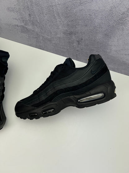 Nike Air Max 95 (44) - sneakilystore