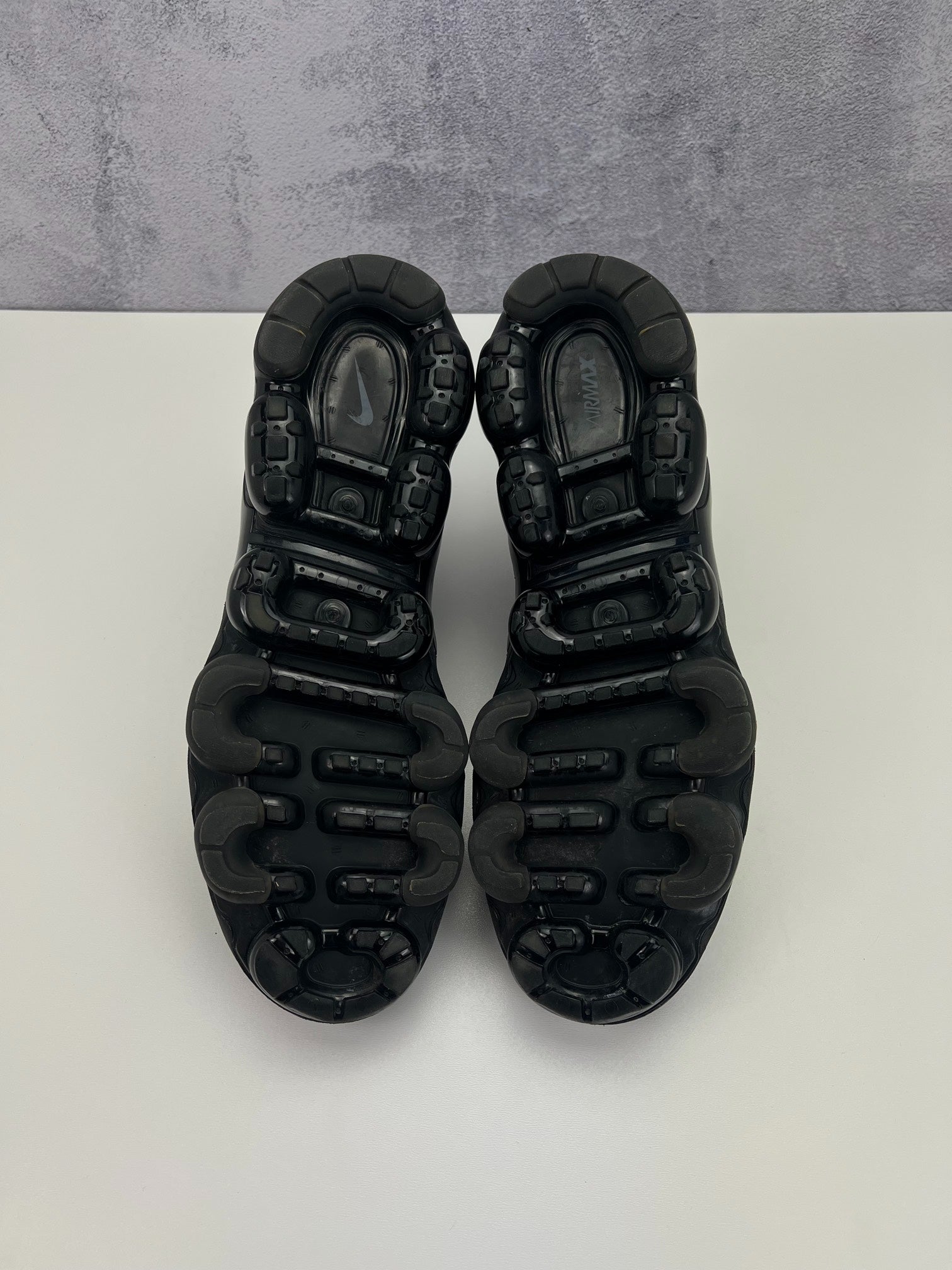 Nike Air Vapormax Plus (44) - sneakilystore