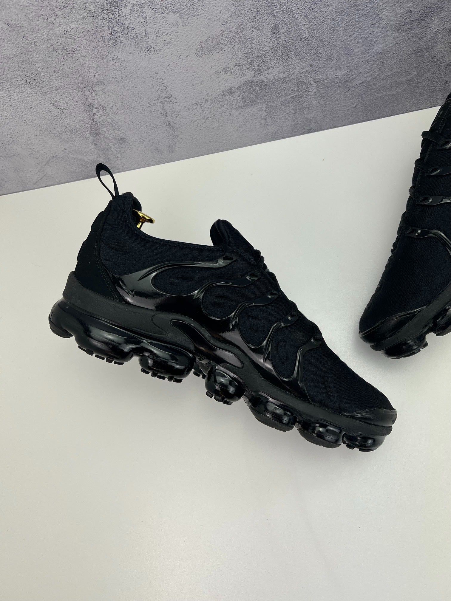 Nike Air Vapormax Plus (44) - sneakilystore