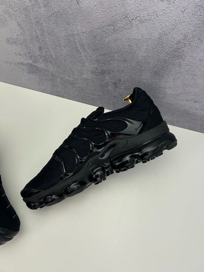 Nike Air Vapormax Plus (44) - sneakilystore