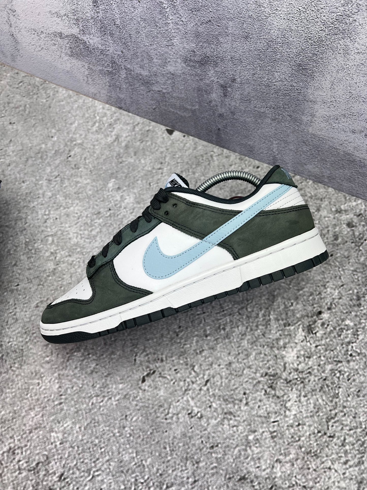 Nike Dunk Low (42.5) - sneakilystore