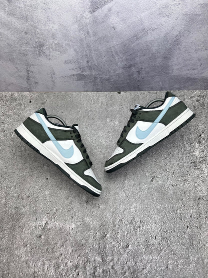 Nike Dunk Low (42.5) - sneakilystore