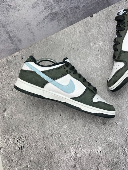 Nike Dunk Low (42.5) - sneakilystore