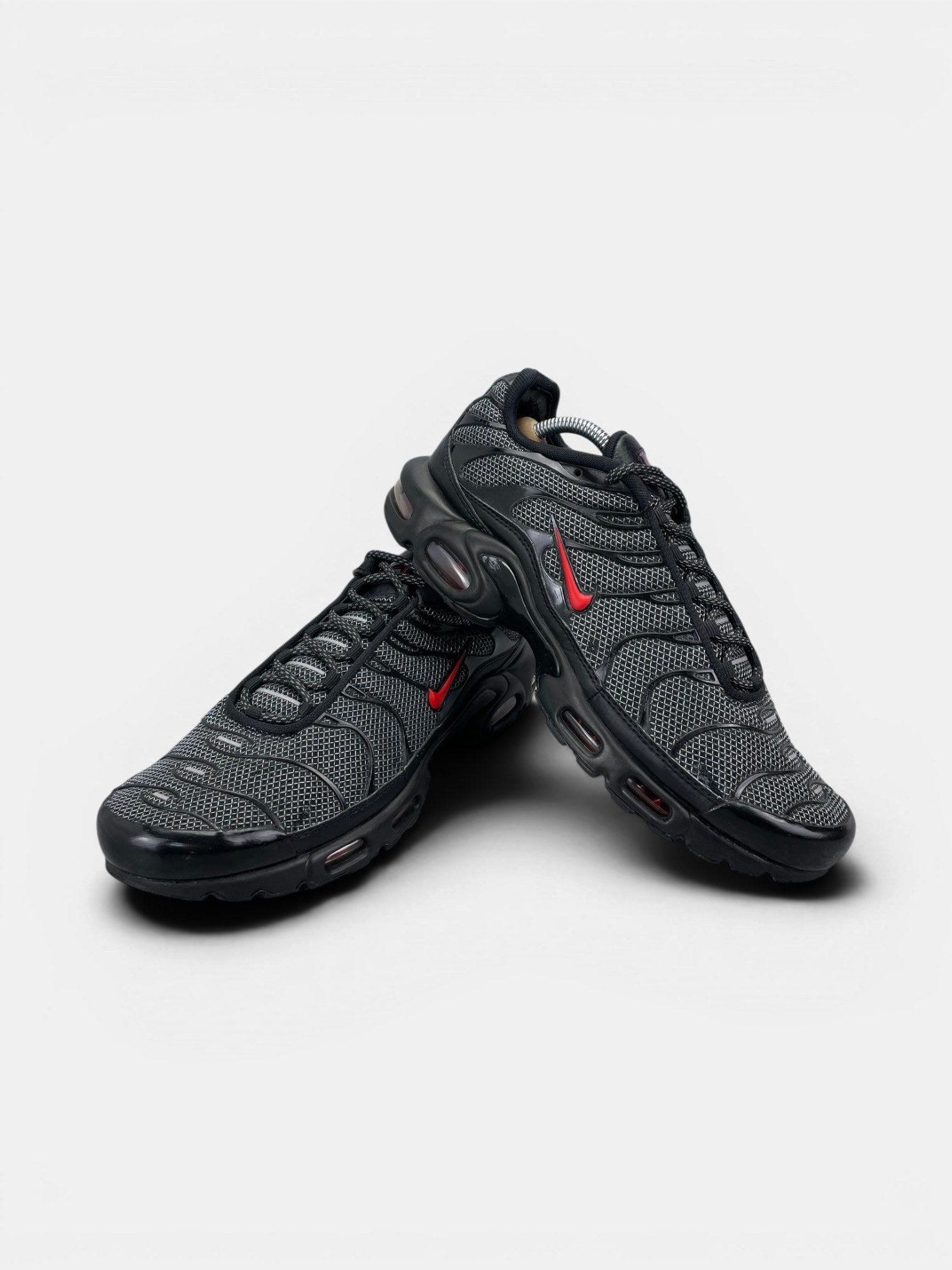 Nike Air Max Plus Metal Mesh — buty sportowe męskie w bardzo dobrym stanie rozmiar 45, boczny profil