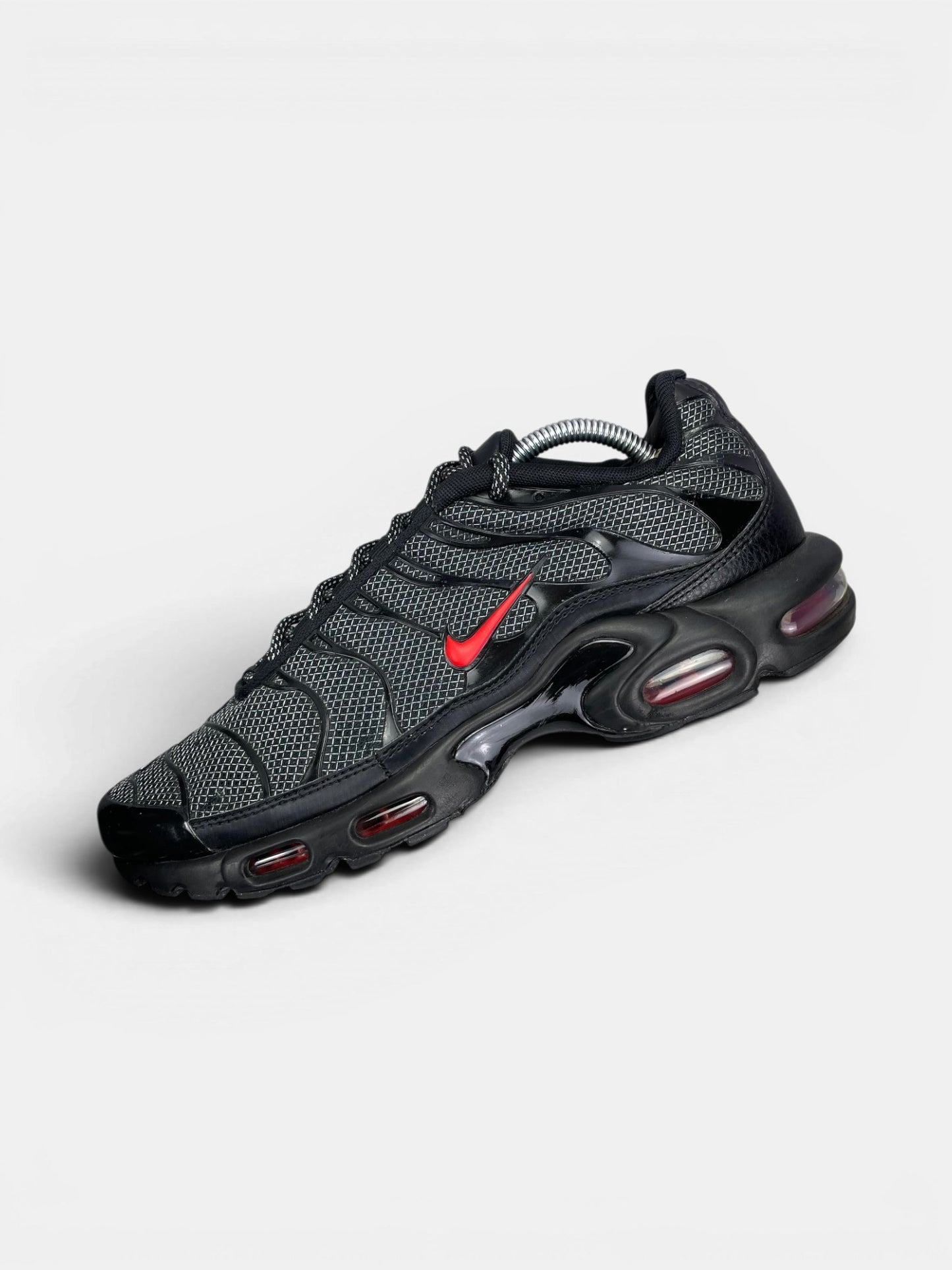 Nike Air Max Plus Metal Mesh — buty sportowe męskie w bardzo dobrym stanie rozmiar 45, widok z góry na wewnętrzną stronę butów