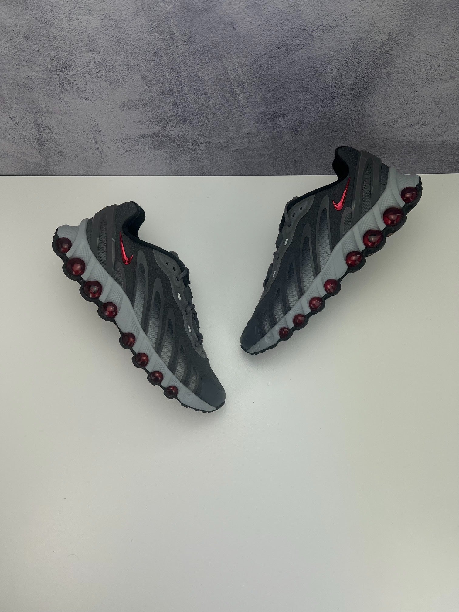 Nike Air Max Dn8 (42.5) - sneakilystore