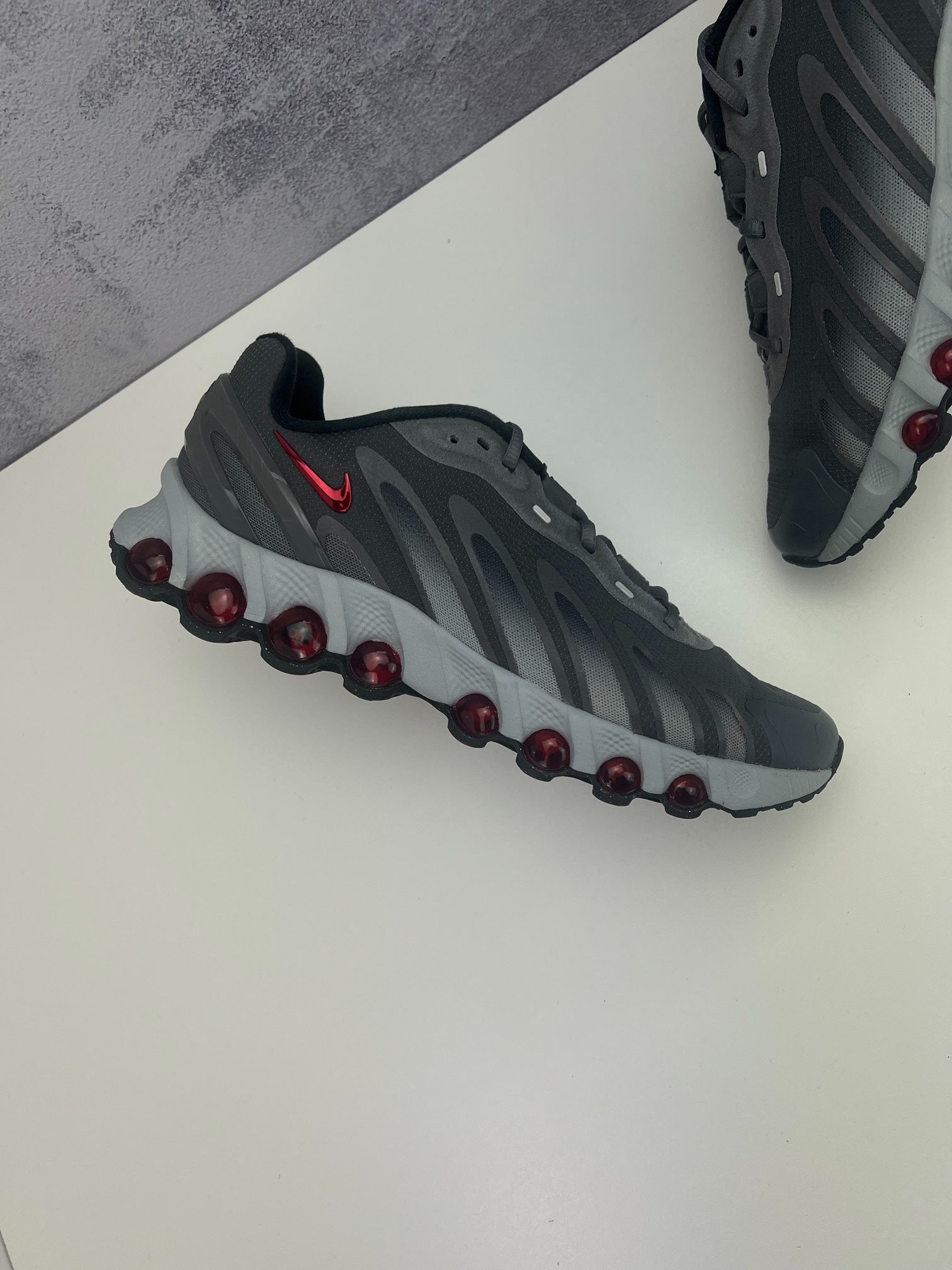 Nike Air Max Dn8 (42.5) - sneakilystore