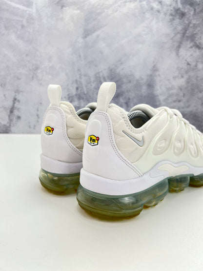 Nike Air Vapormax Plus (44) - sneakilystore