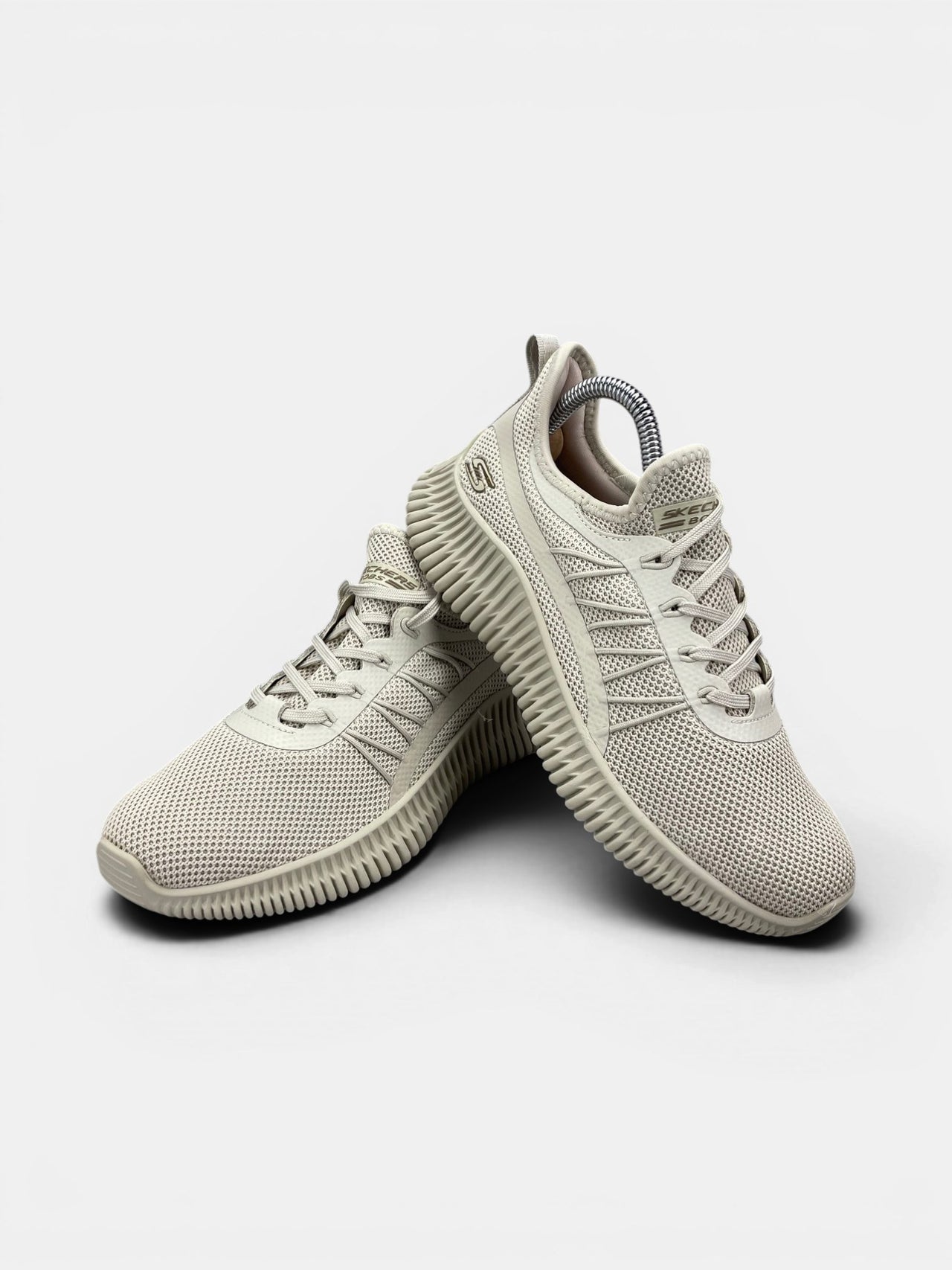Skechers Bobs — buty sportowe damskie w bardzo dobrym stanie rozmiar 36, boczny profil