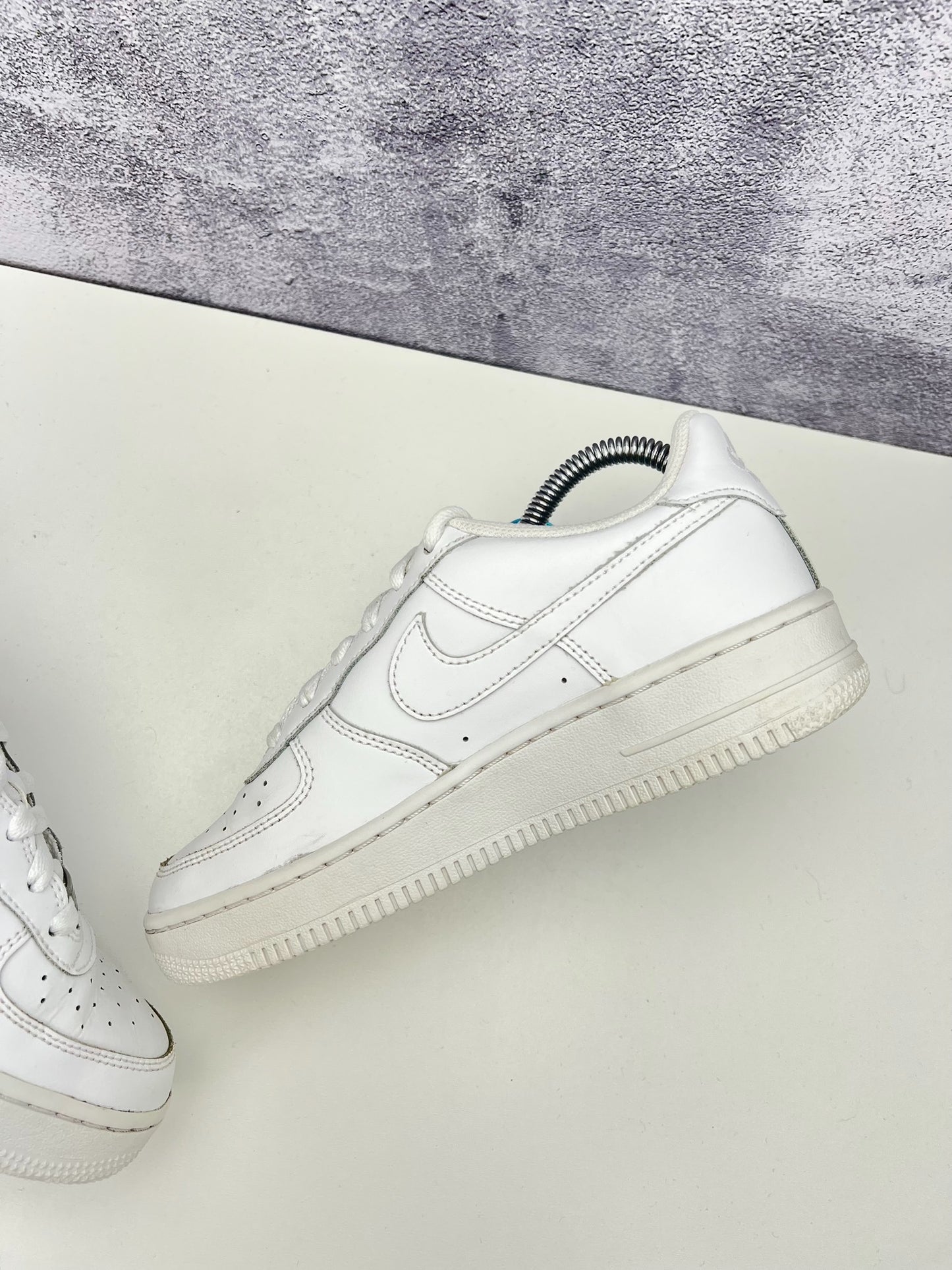 Nike Air Force 1 Low (36.5) - sneakilystore