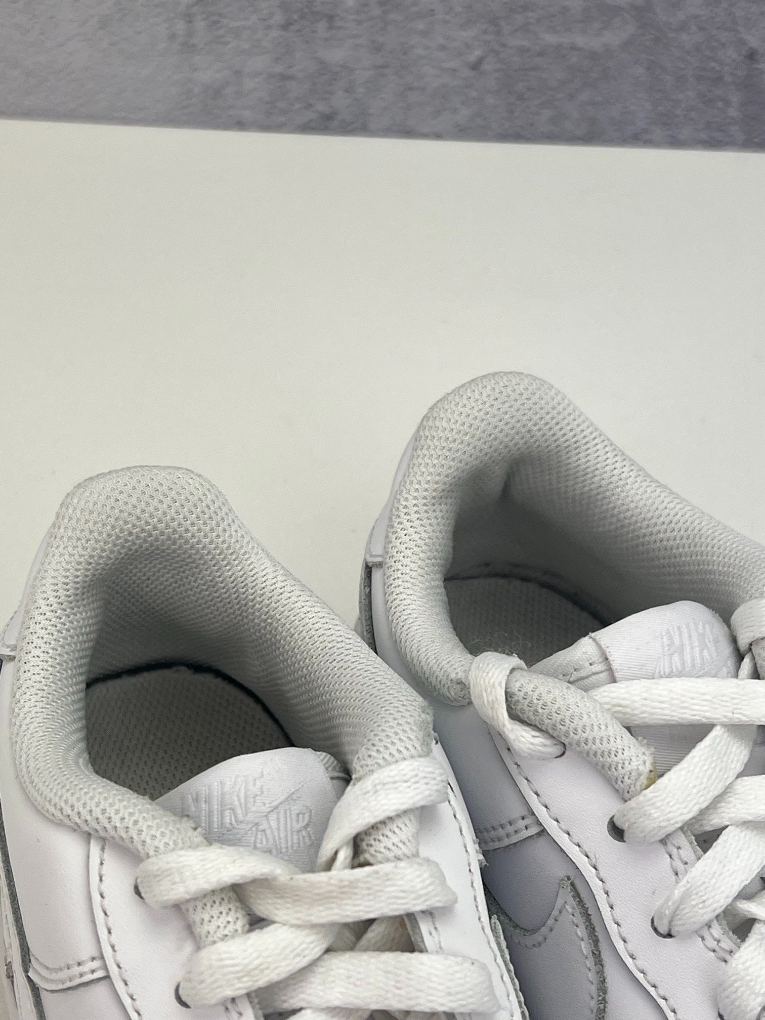 Nike Air Force 1 Low (37.5) - sneakilystore