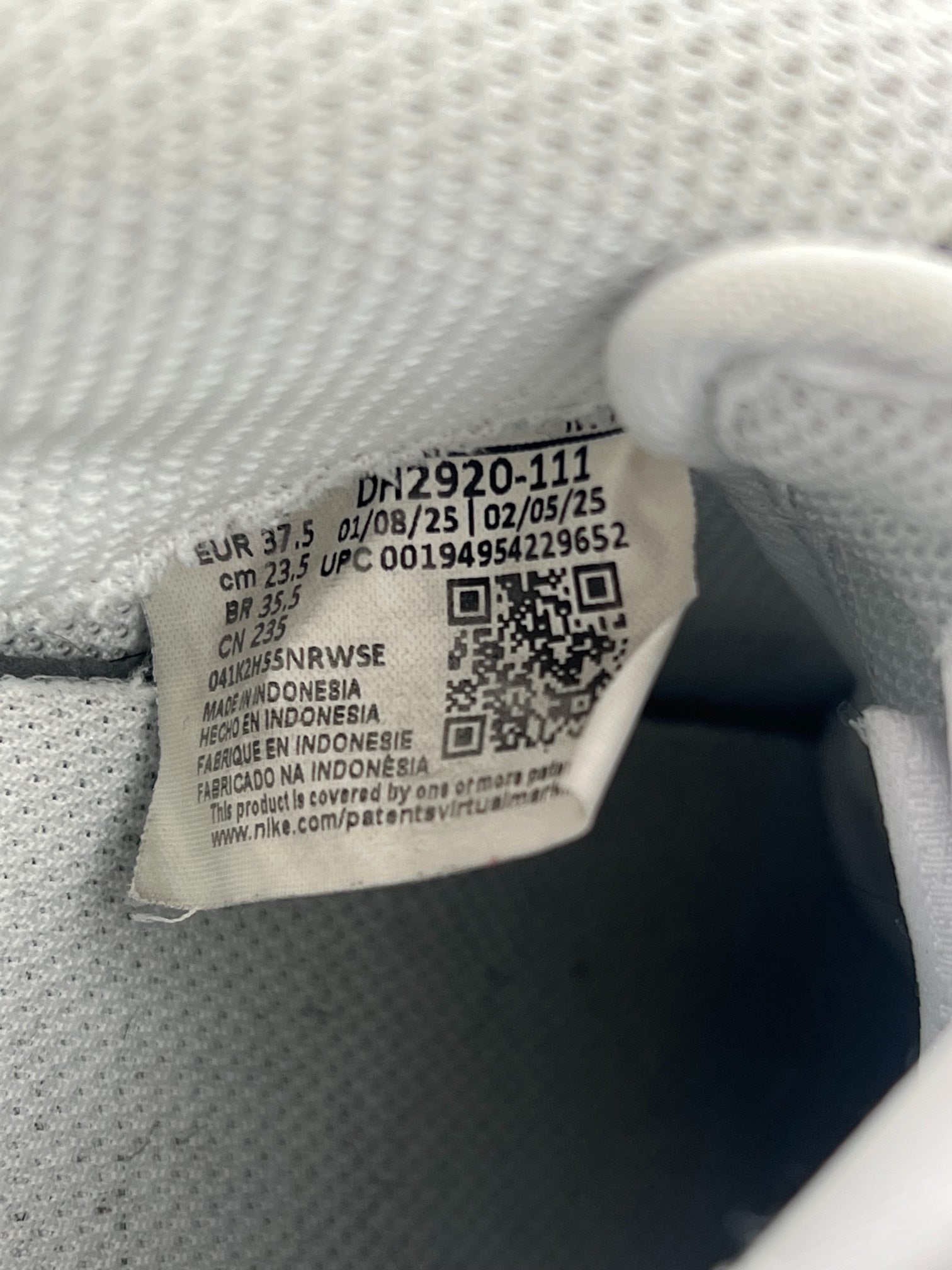 Nike Air Force 1 Low (37.5) - sneakilystore