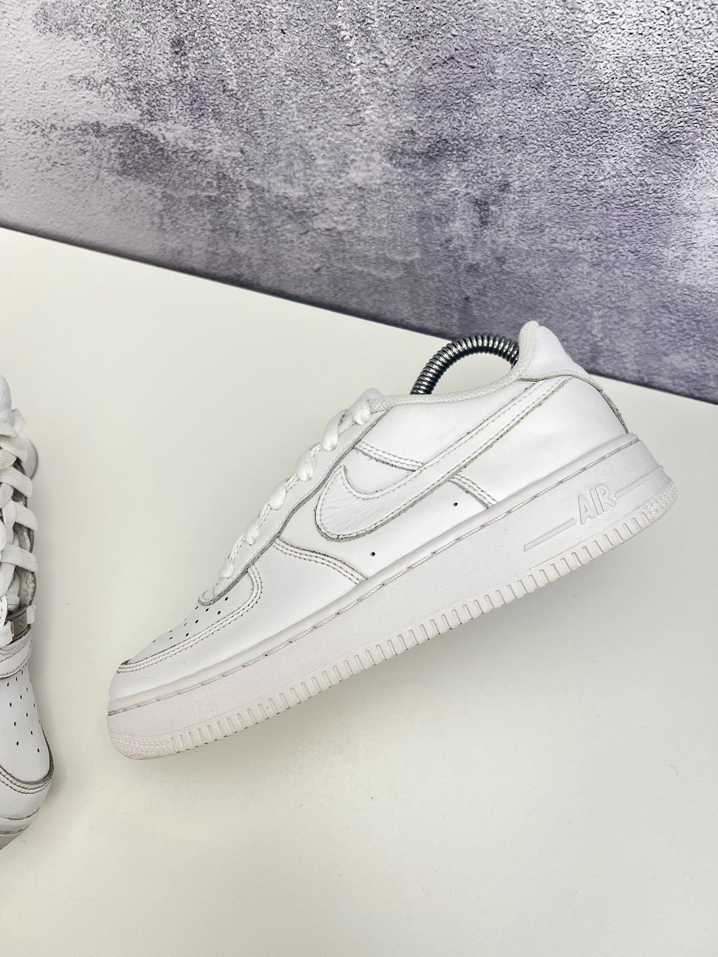 Nike Air Force 1 Low (37.5) - sneakilystore