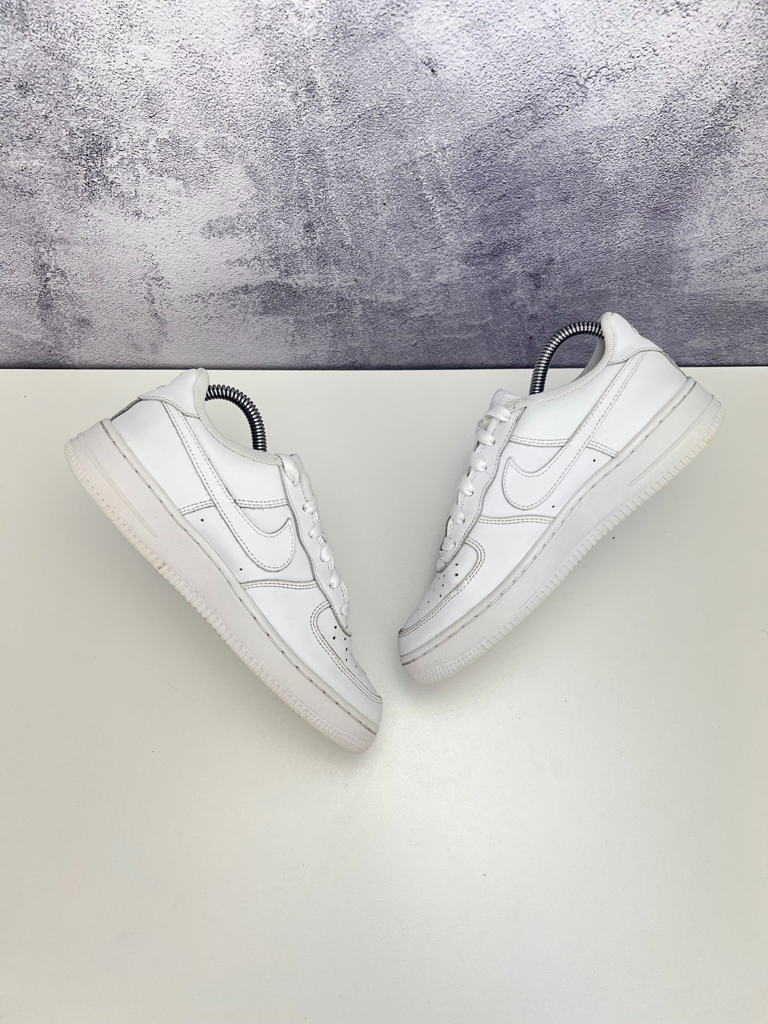 Nike Air Force 1 Low (37.5) - sneakilystore