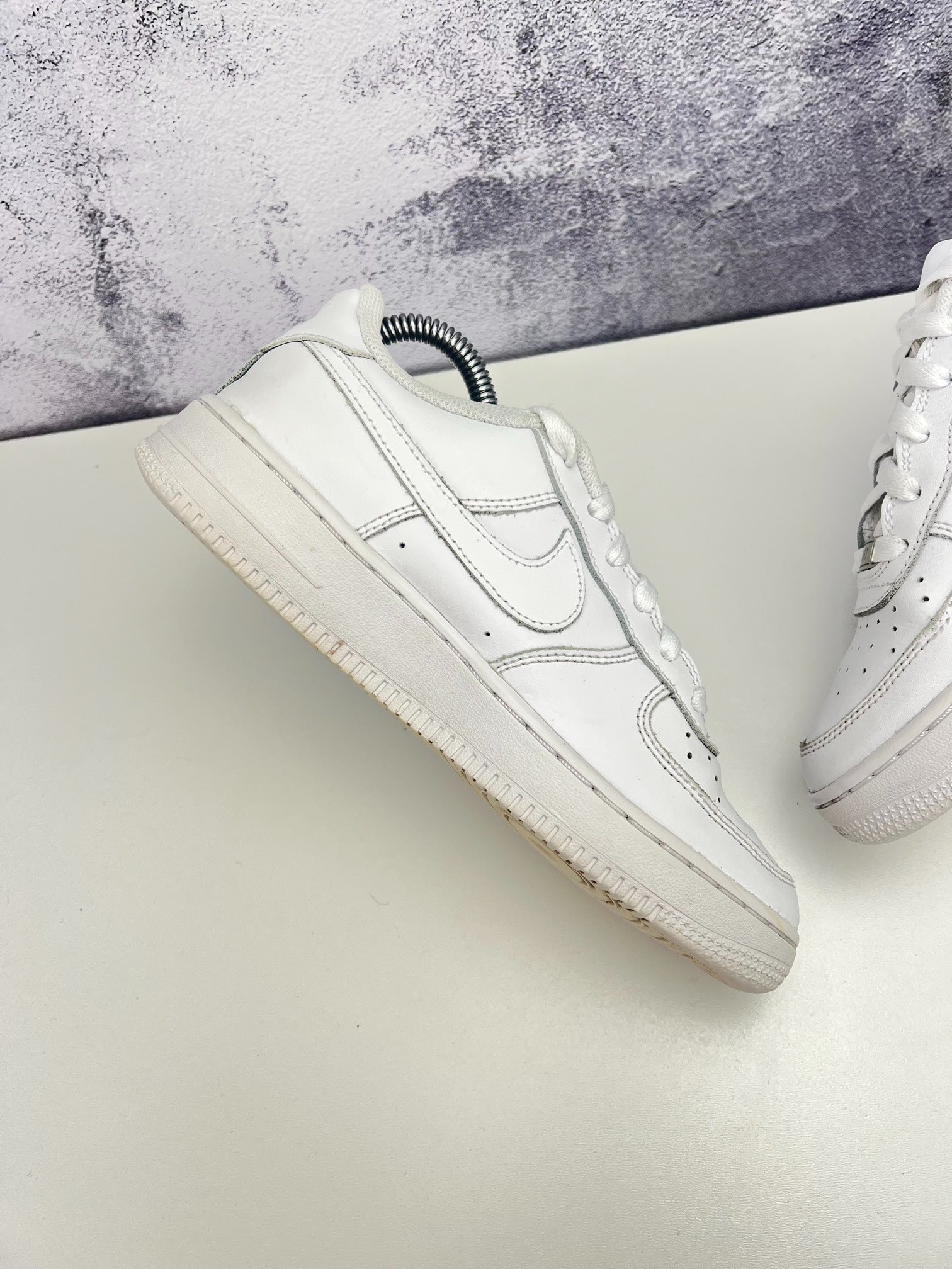 Nike Air Force 1 Low (37.5) - sneakilystore