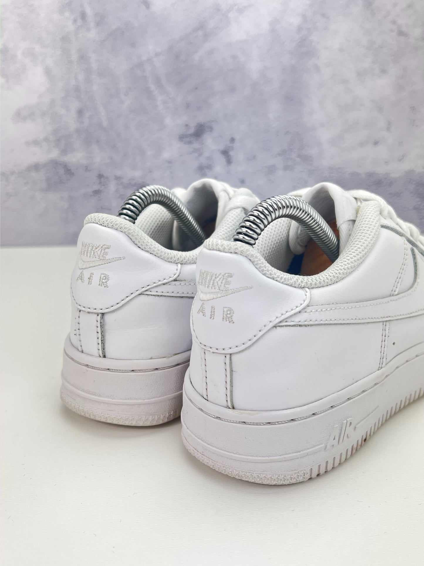 Nike Air Force 1 Low (37.5) - sneakilystore