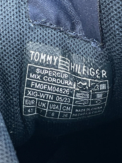 Tommy Hilfiger Supercup Mix Cordura — buty sportowe męskie w bardzo dobrym stanie rozmiar 41, para butów, widok z boku na tle studyjnym