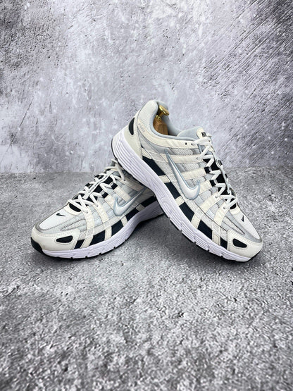 Nike P-6000 Sail Wolf Grey — buty sportowe męskie w bardzo dobrym stanie rozmiar 45.5, boczny profil