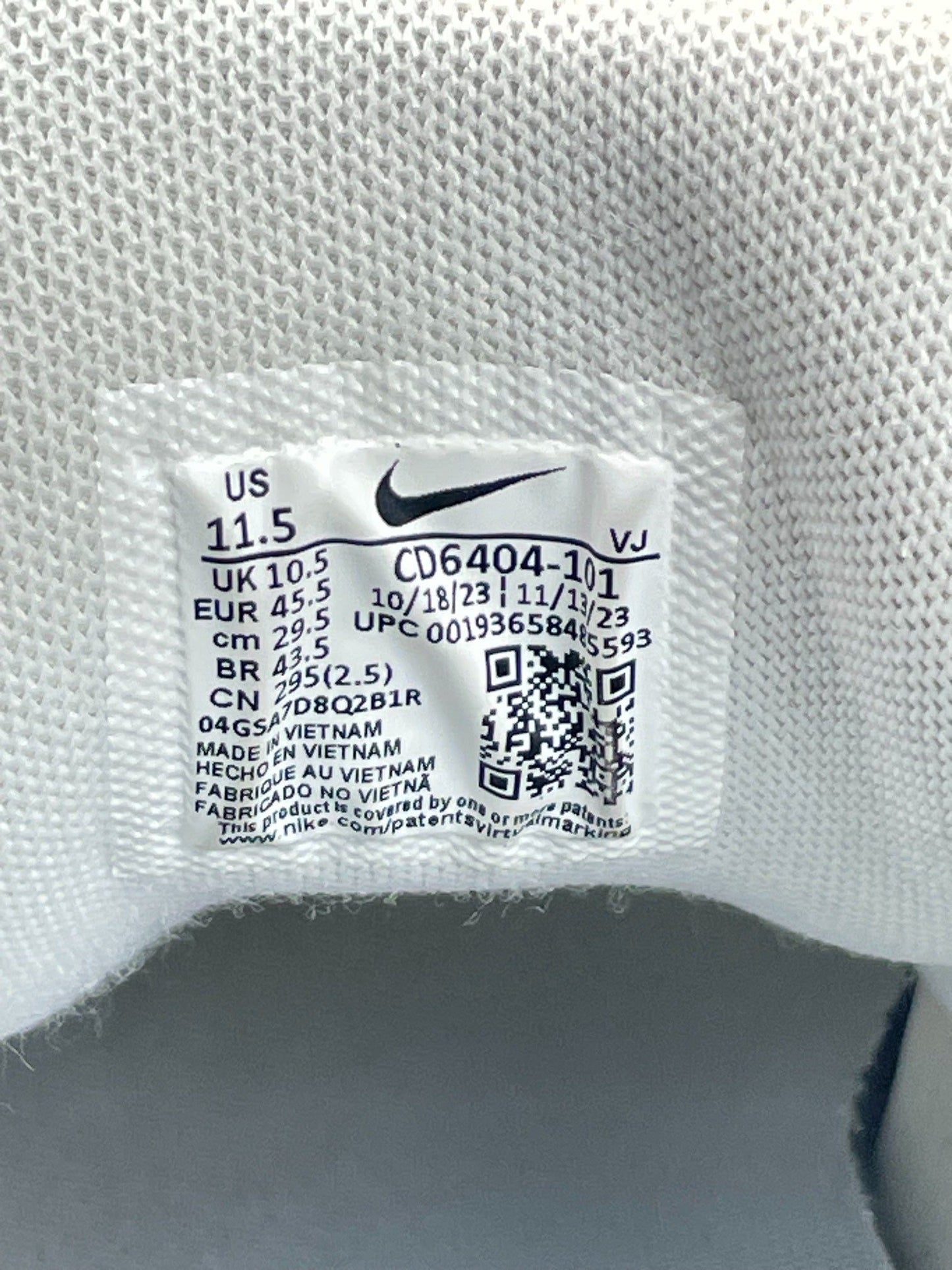 Nike P-6000 Sail Wolf Grey — buty sportowe męskie w bardzo dobrym stanie rozmiar 45.5, opcjonalne zdjęcie 2