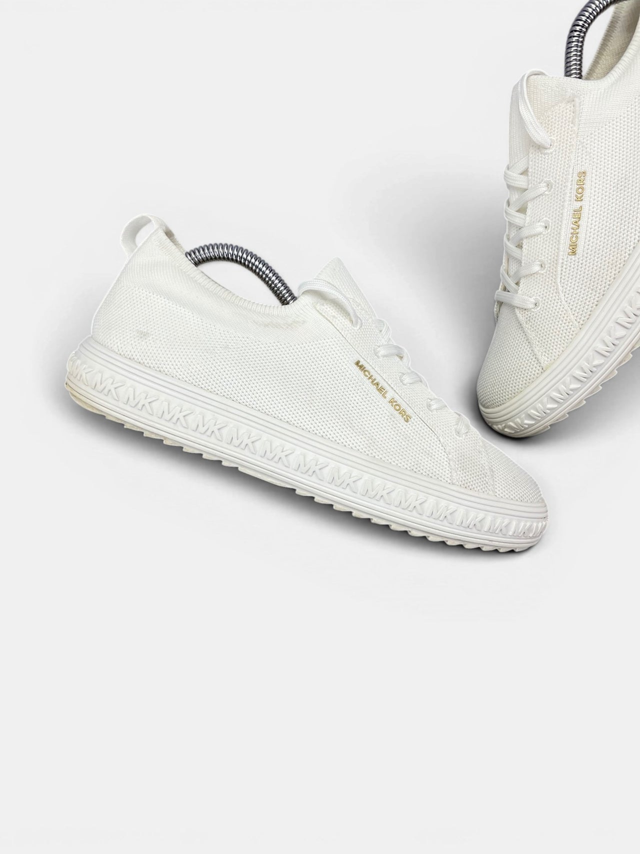 Michael Kors Grove Knit Sneakers — buty sportowe męskie w bardzo dobrym stanie rozmiar 41, zewnętrzny panel lewego buta