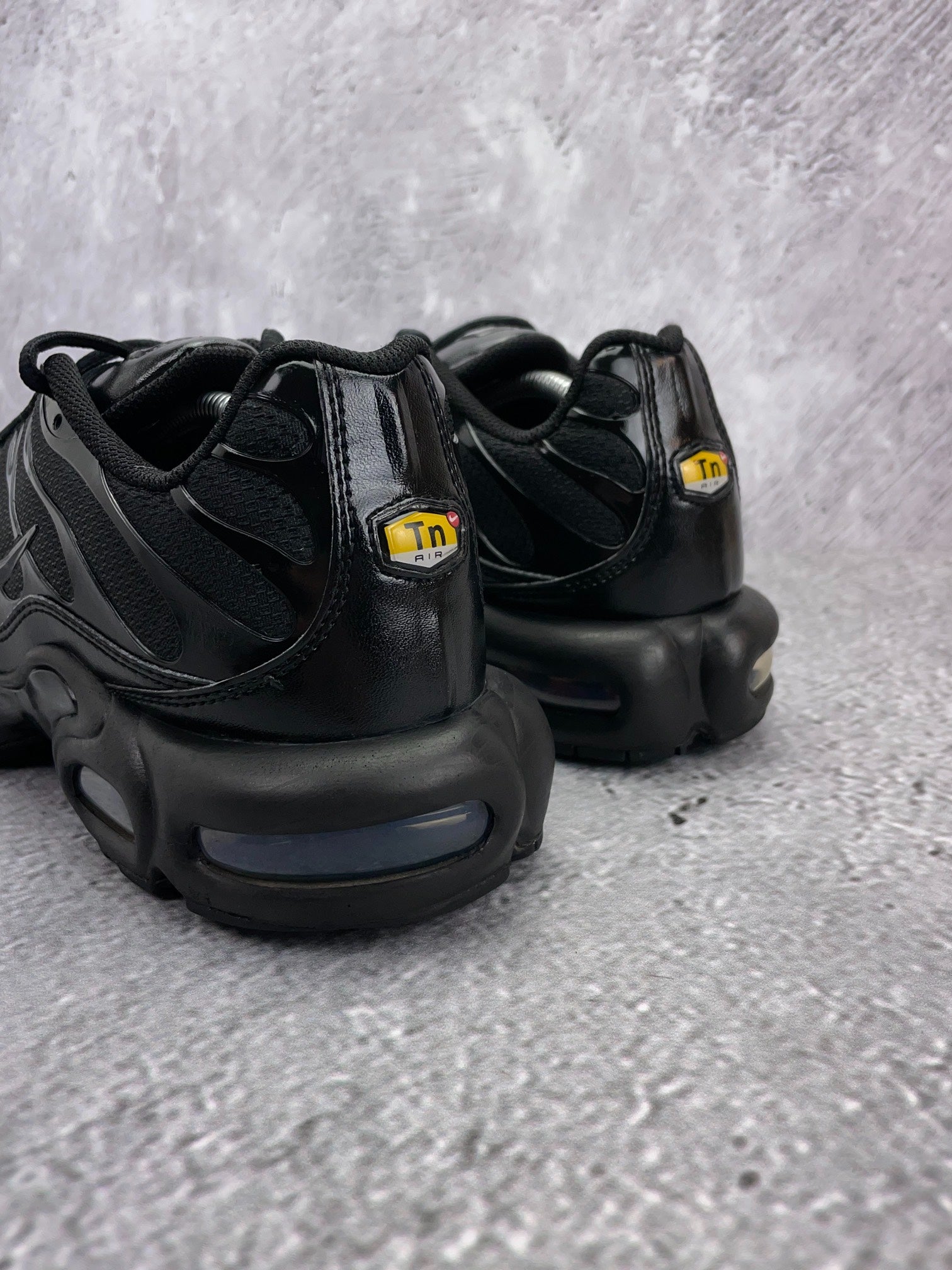 Nike Air Max Plus (45.5) - sneakilystore