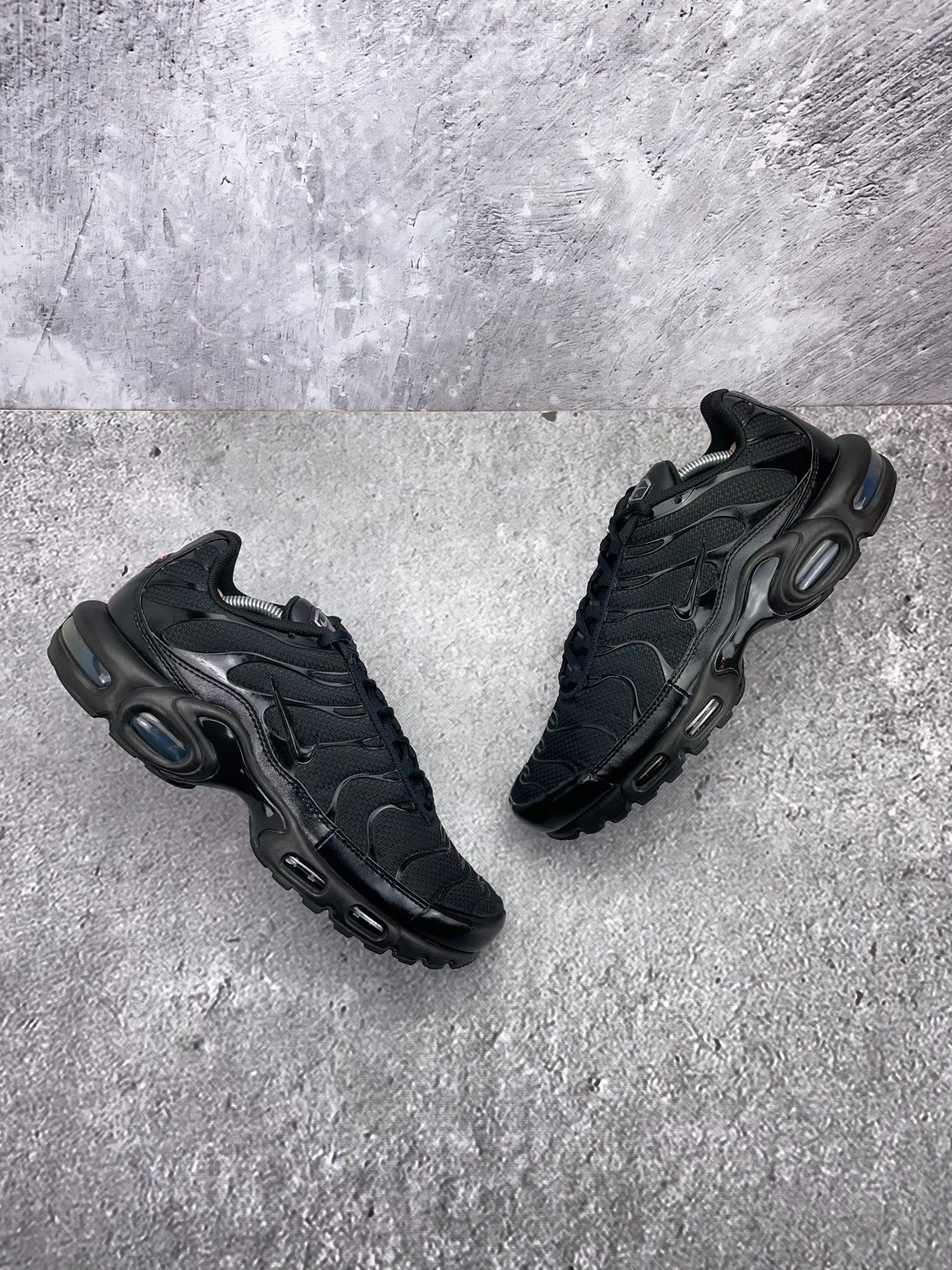 Nike Air Max Plus (45.5) - sneakilystore
