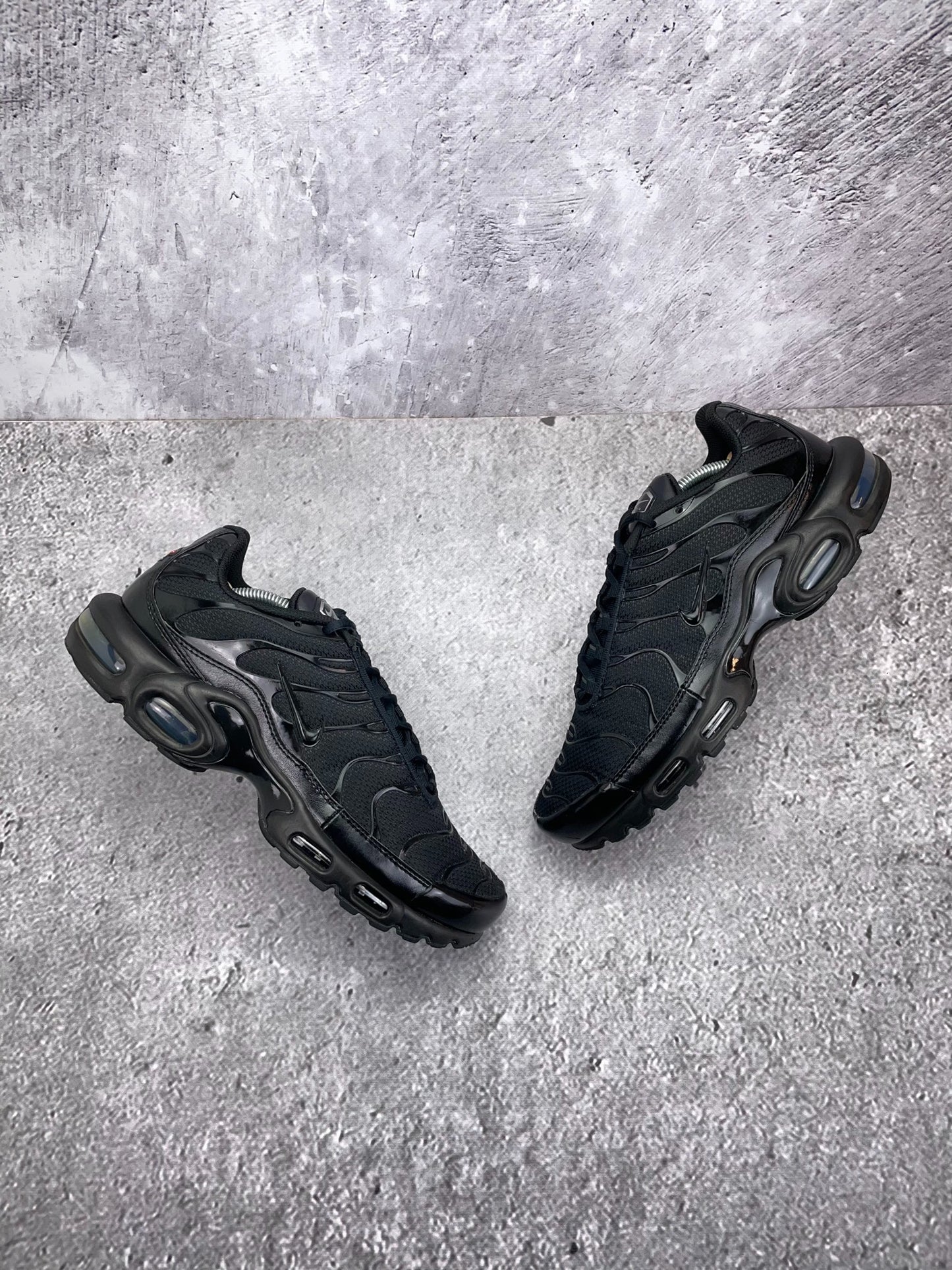 Nike Air Max Plus (45.5) - sneakilystore