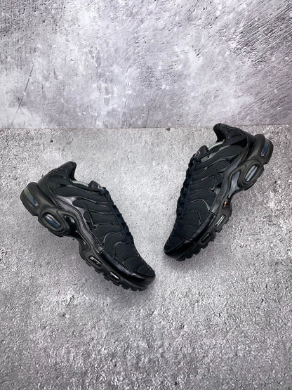 Nike Air Max Plus (45.5) - sneakilystore