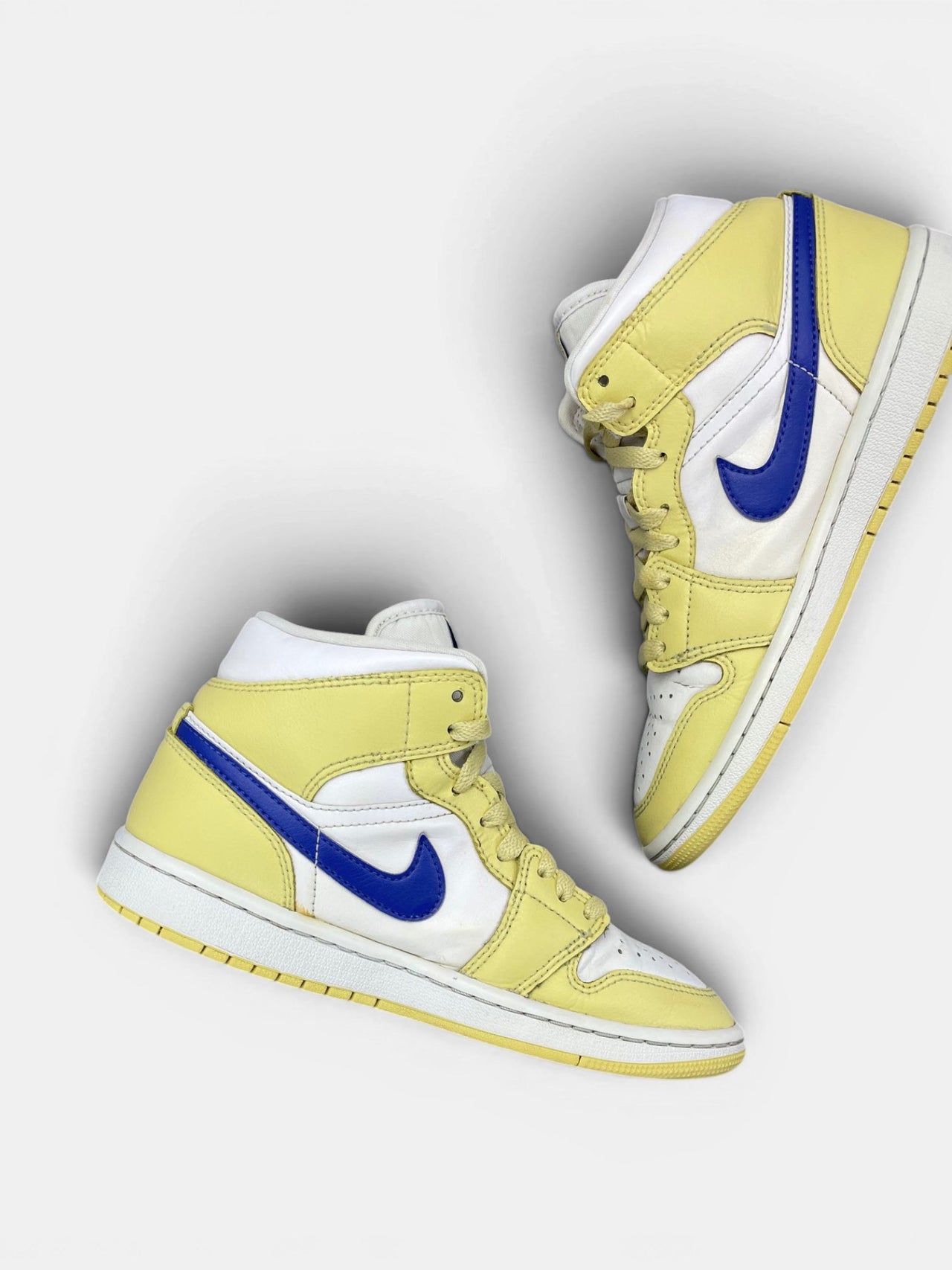 Nike Air Jordan 1 Mid Lemon Wash — buty sportowe damskie w bardzo dobrym stanie rozmiar 36.5, wewnętrzny panel lewego buta