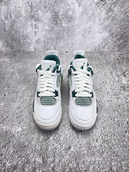 Nike Air Jordan 4 Retro Oxidized Green — buty sportowe damskie w bardzo dobrym stanie rozmiar 37.5, wewnętrzny panel lewego buta